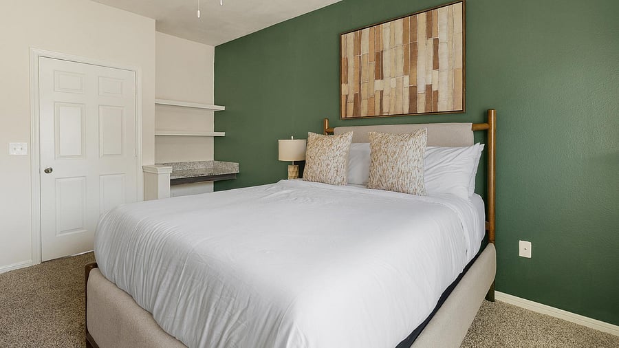 Furnished Finder property 1010677_9 photo 14