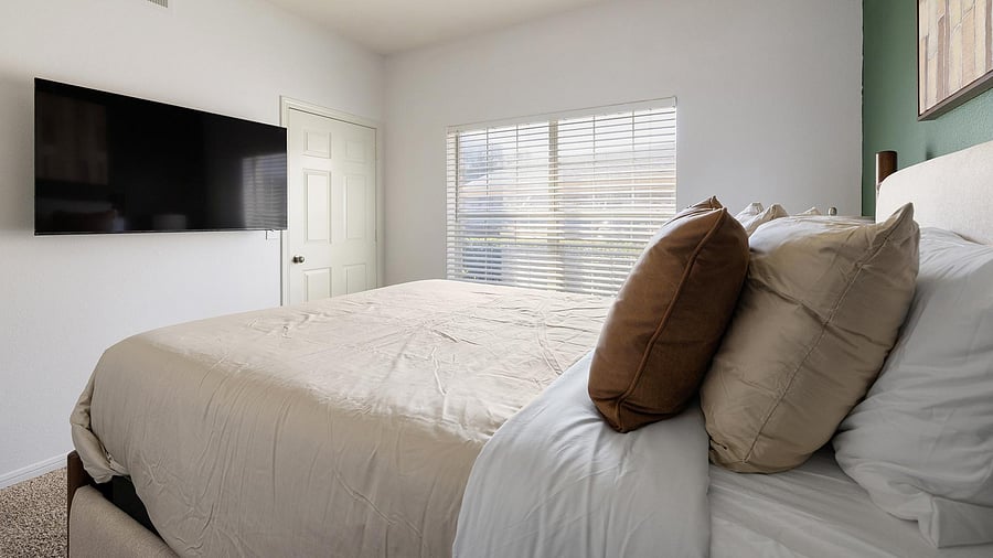 Furnished Finder property 1010677_9 photo 12