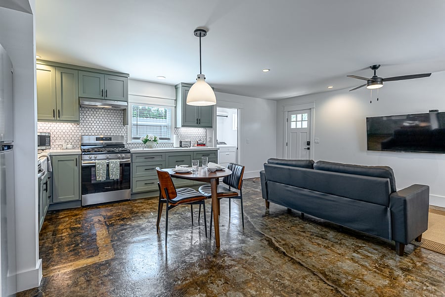 Furnished Finder property 1010707_1 photo 4