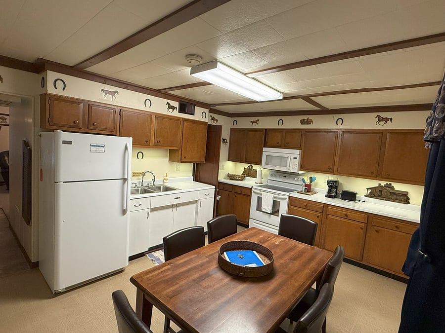 Furnished Finder property 1010721_1 photo 3
