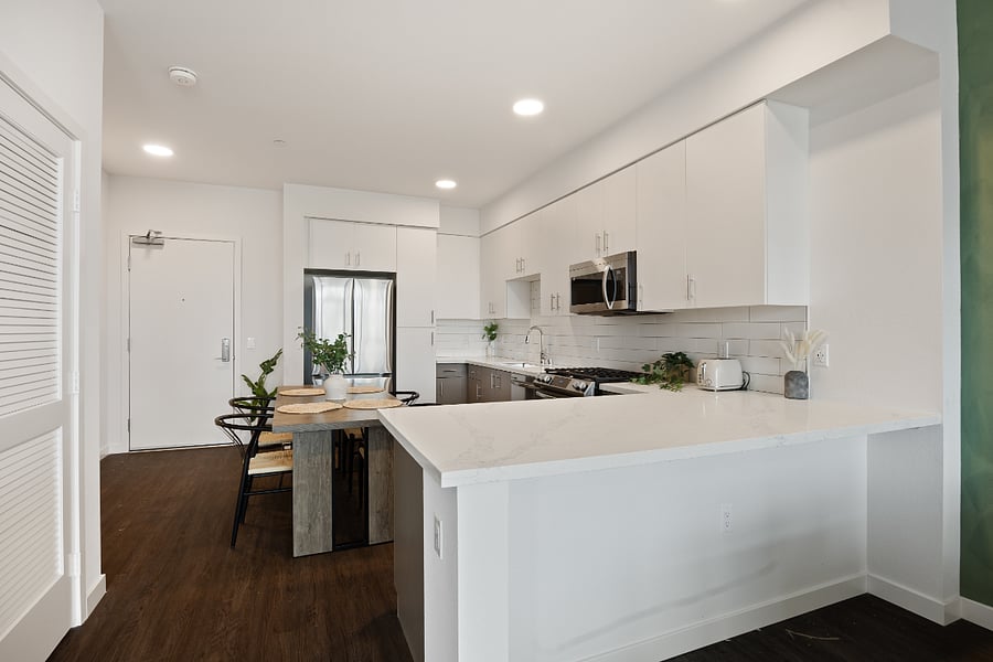 Furnished Finder property 1010737_1 photo 12