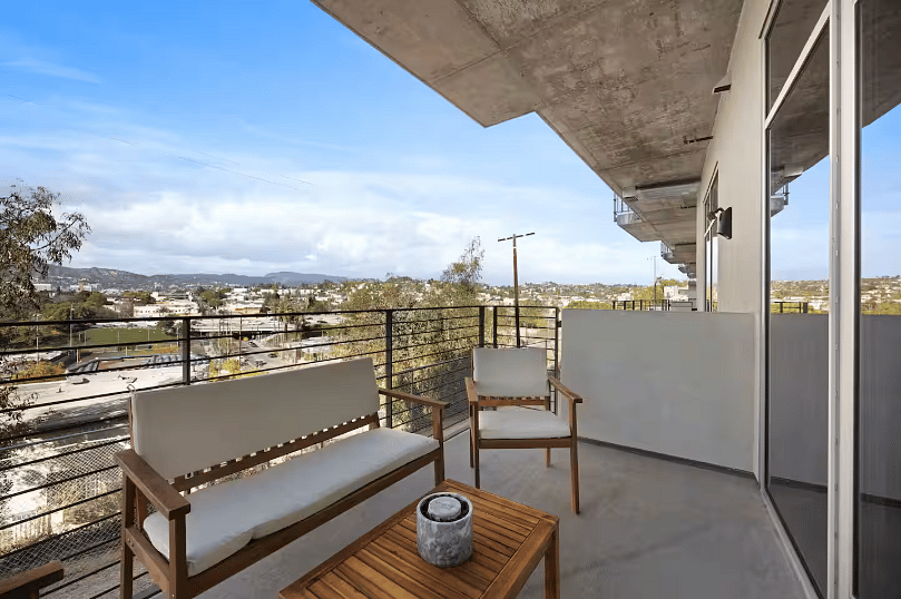 Furnished Finder property 1010737_1 photo 15