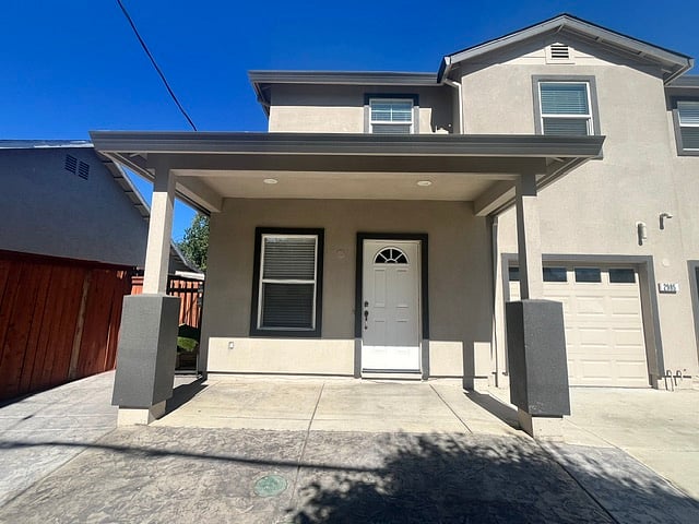 Furnished Finder property 1010757_1 photo 5