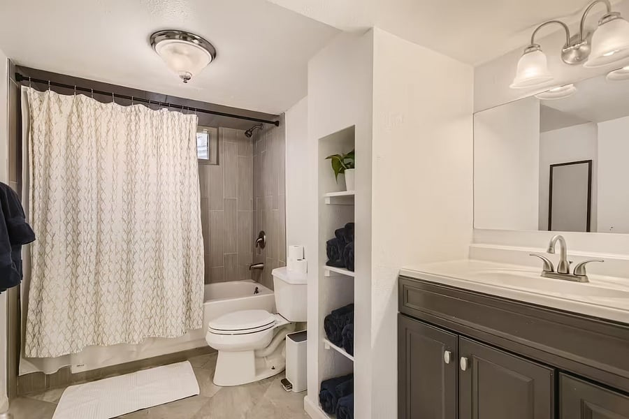 Furnished Finder property 1010773_1 photo 25