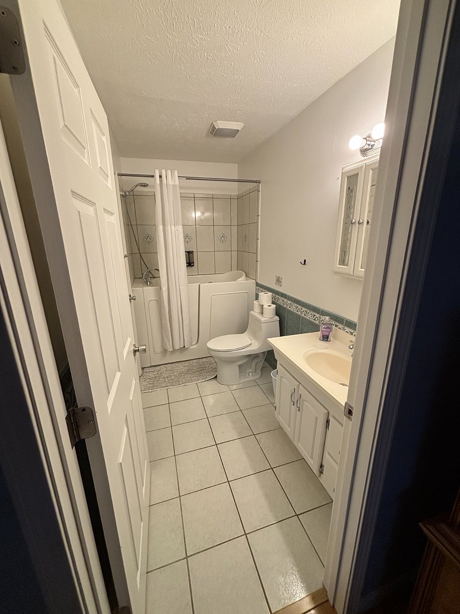 Furnished Finder property 1010781_1 photo 7