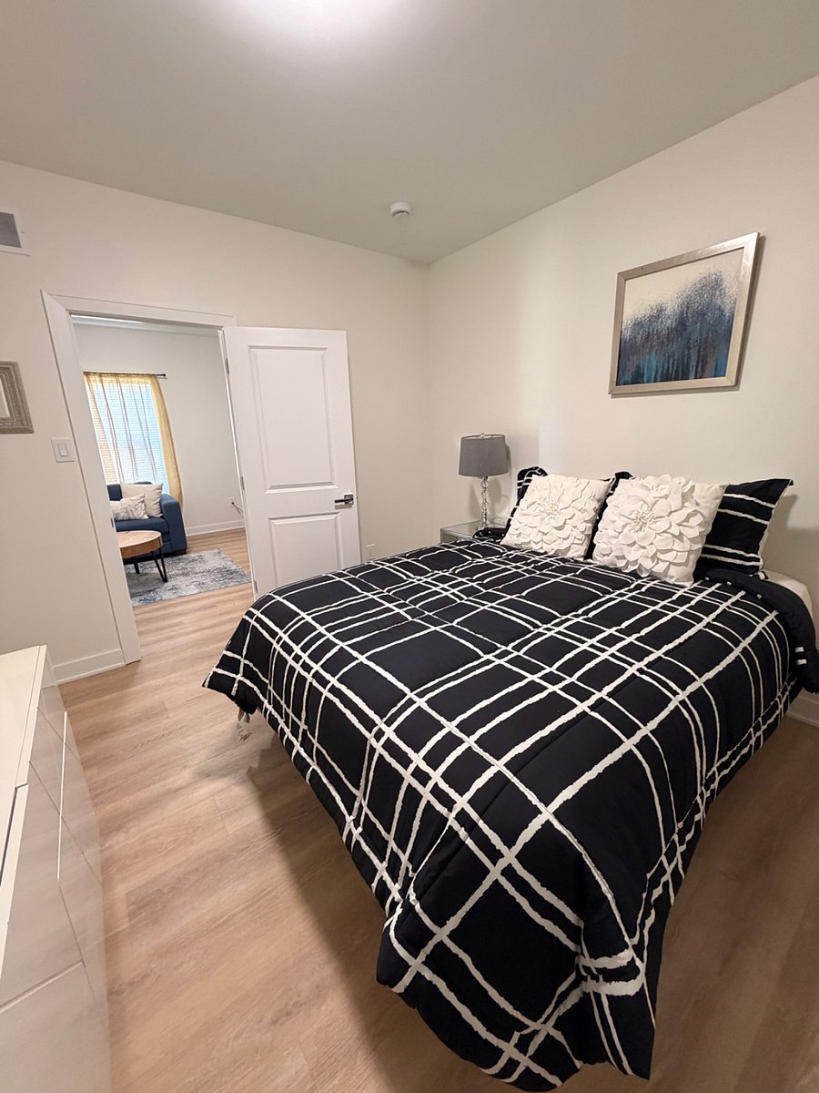Furnished Finder property 1010800_1 photo 4