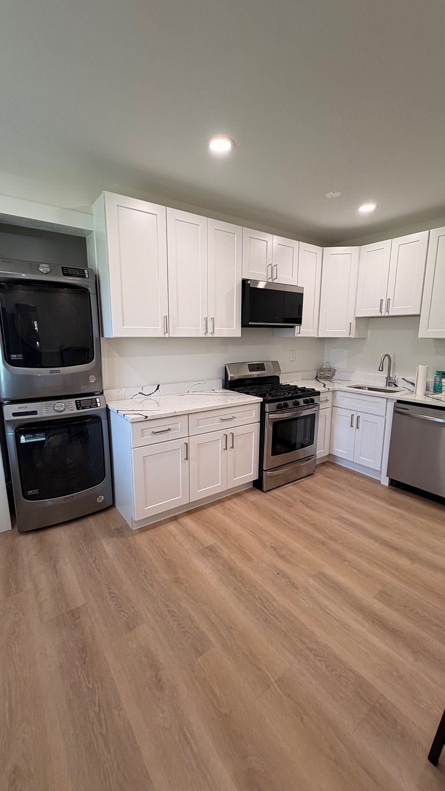 Furnished Finder property 1010800_1 photo 10