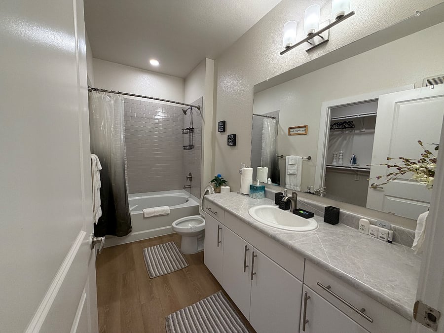 Furnished Finder property 1010805_1 photo 22