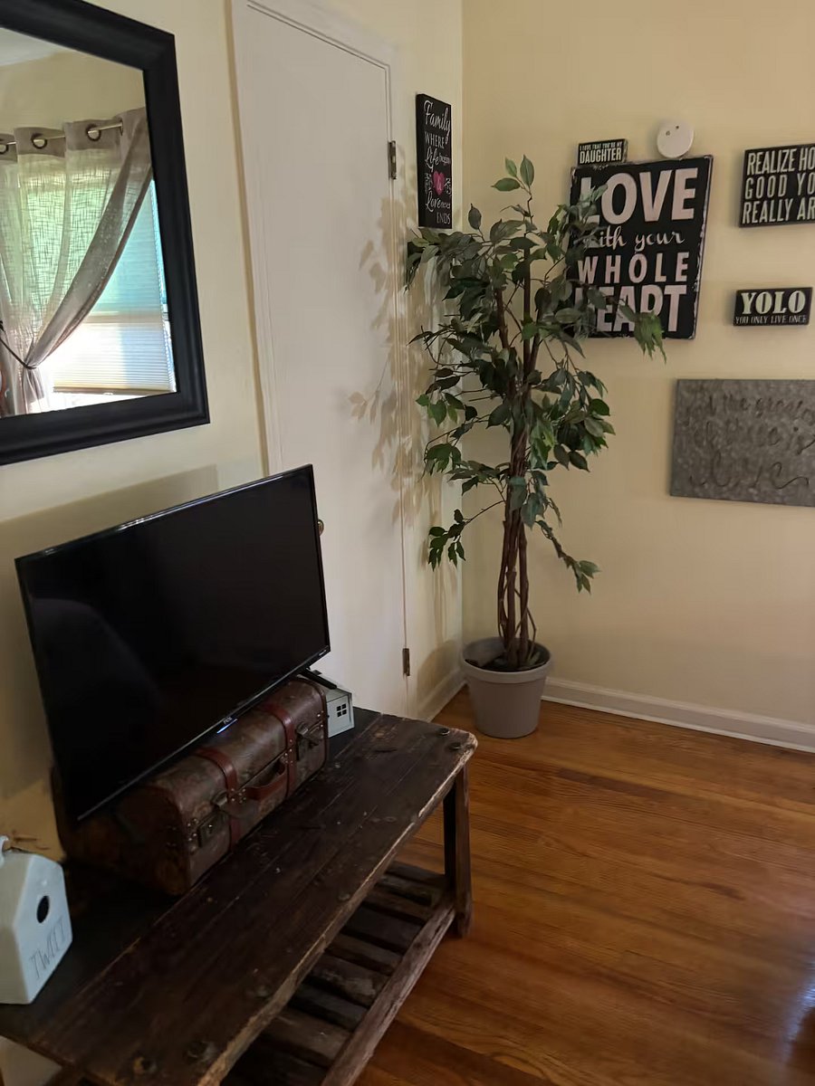 Furnished Finder property 1010806_1 photo 39