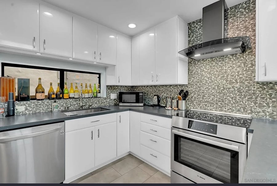 Furnished Finder property 1010820_1 photo 3
