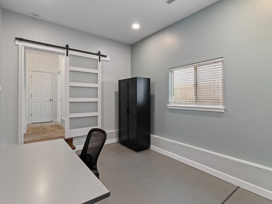 Furnished Finder property 1010840_1 photo 26