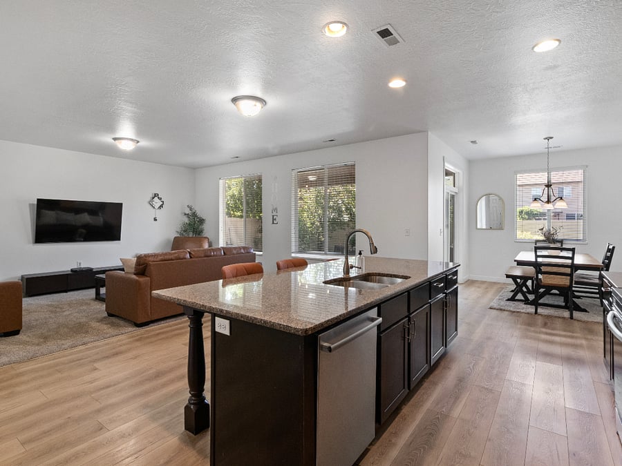Furnished Finder property 1010840_1 photo 9