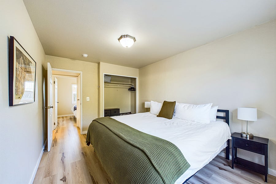 Furnished Finder property 1010870_2 photo 13