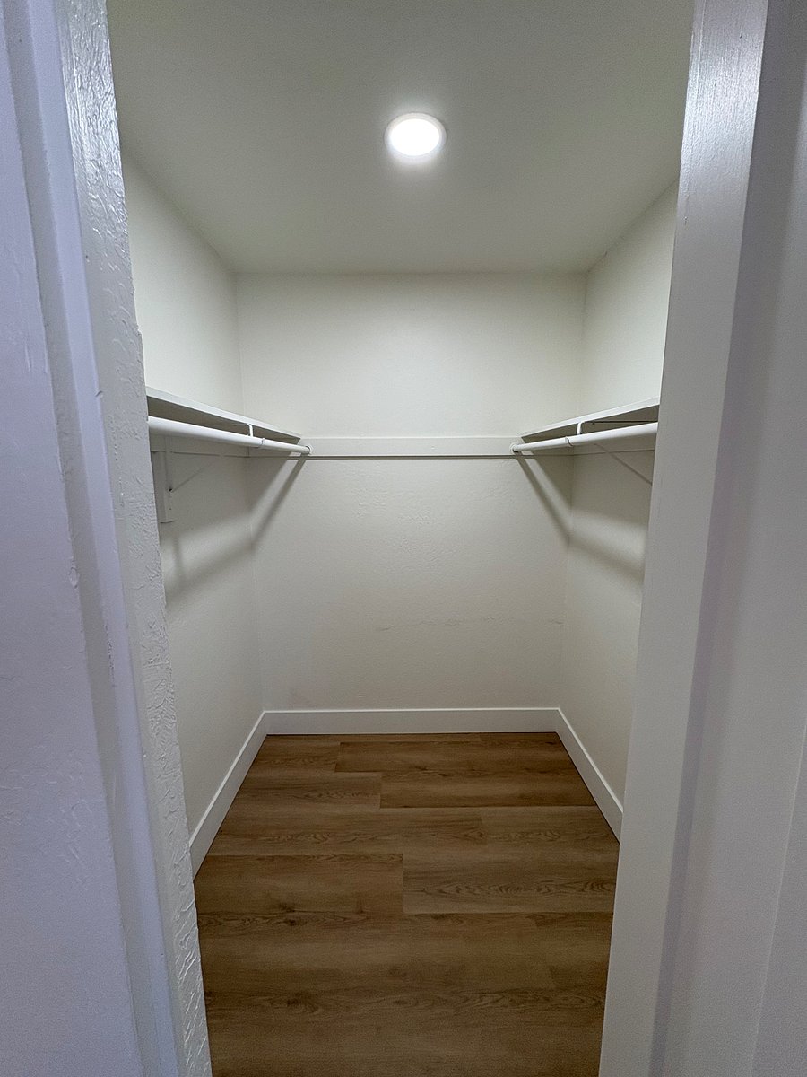 Furnished Finder property 1010877_1 photo 4