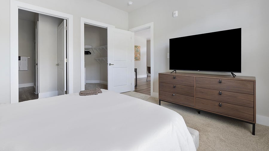 Furnished Finder property 1010946_1 photo 10
