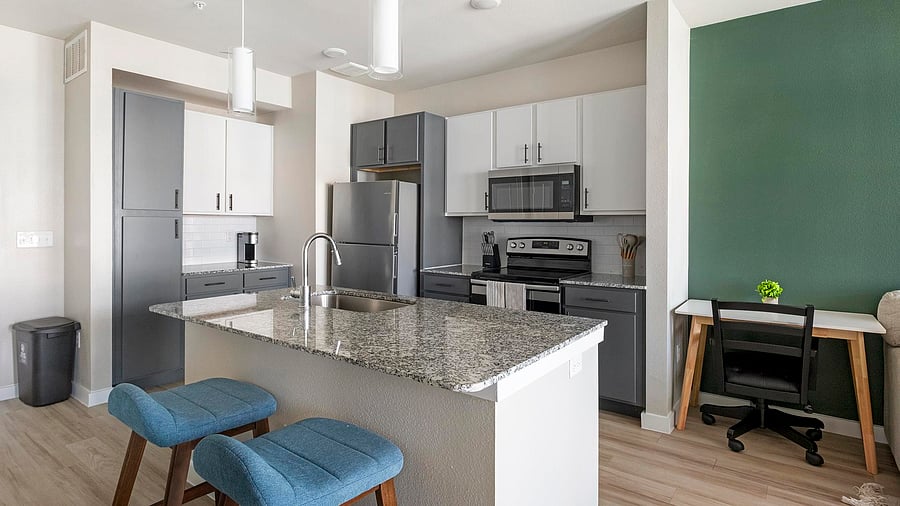 Furnished Finder property 1010962_13 photo 5