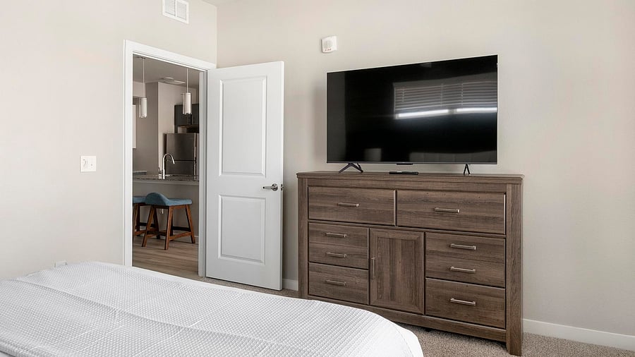 Furnished Finder property 1010962_13 photo 11