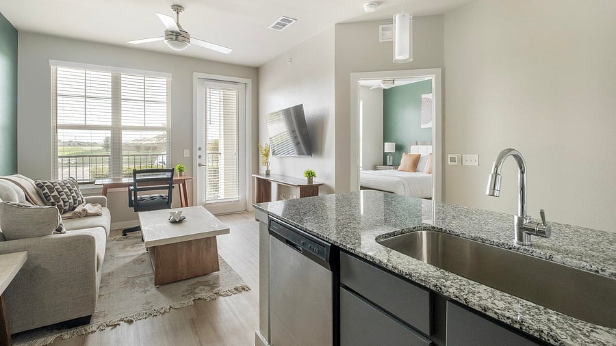 Furnished Finder property 1010962_14 photo 8