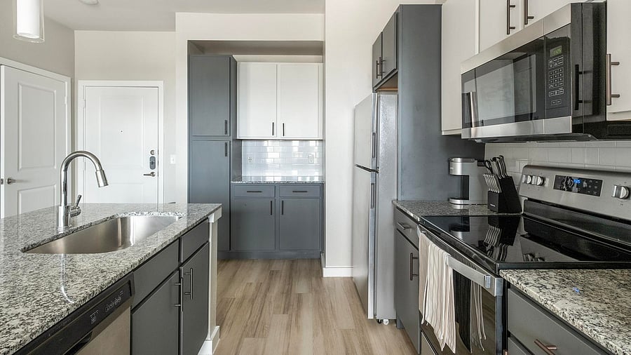 Furnished Finder property 1010962_14 photo 7