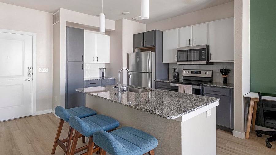 Furnished Finder property 1010962_15 photo 5