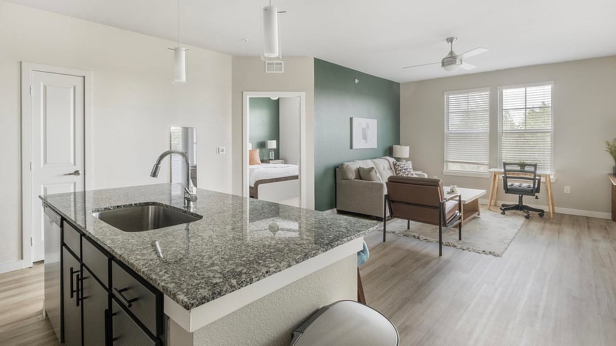 Furnished Finder property 1010962_20 photo 6