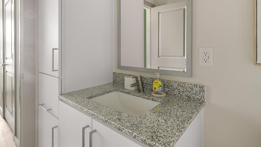 Furnished Finder property 1010966_8 photo 10