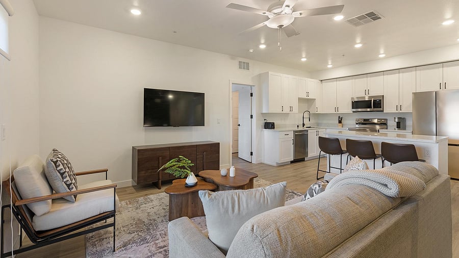 Furnished Finder property 1010968_1 photo 2