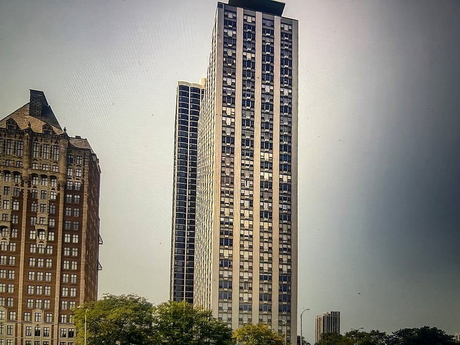 1550 N Lake Shore Drive luxury high rise