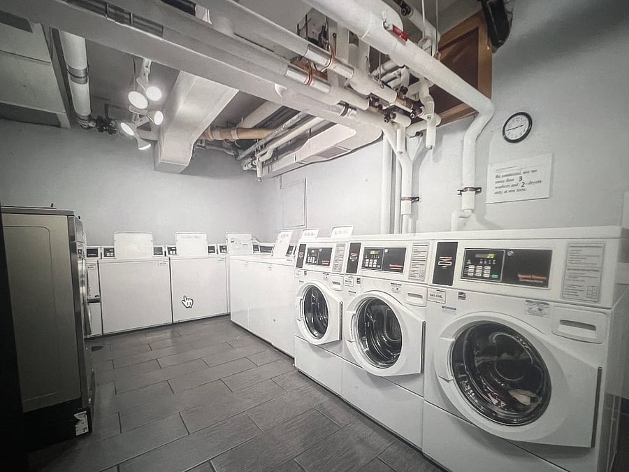 Common area laundry room