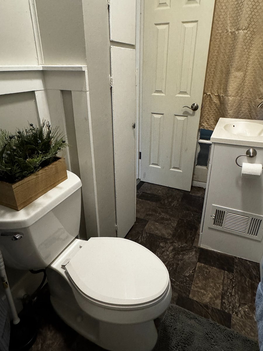 Furnished Finder property 1011037_1 photo 17