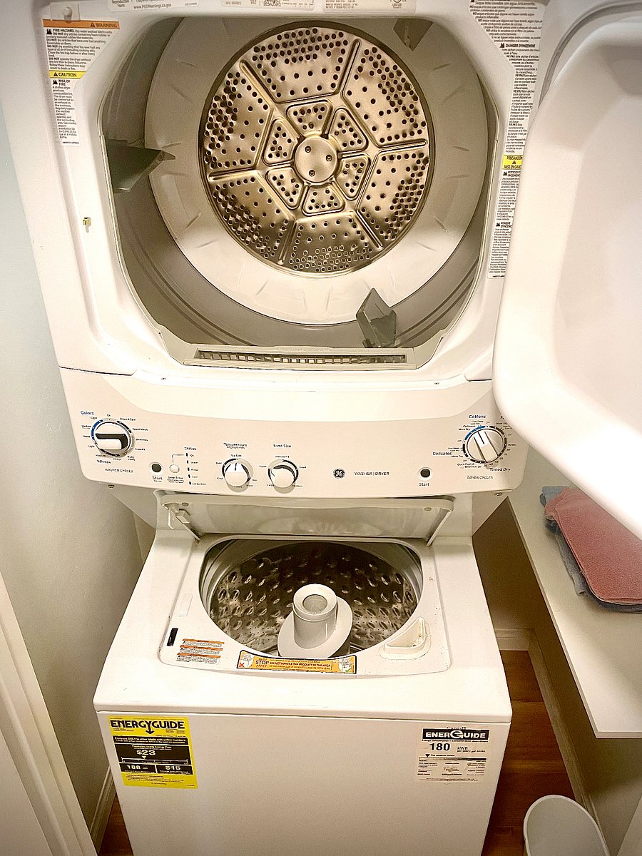 Brand new washer and dryer combo, Full size.