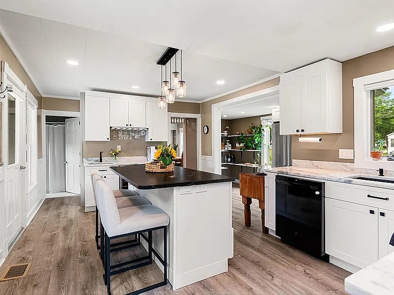Furnished Finder property 1011179_1 photo 9