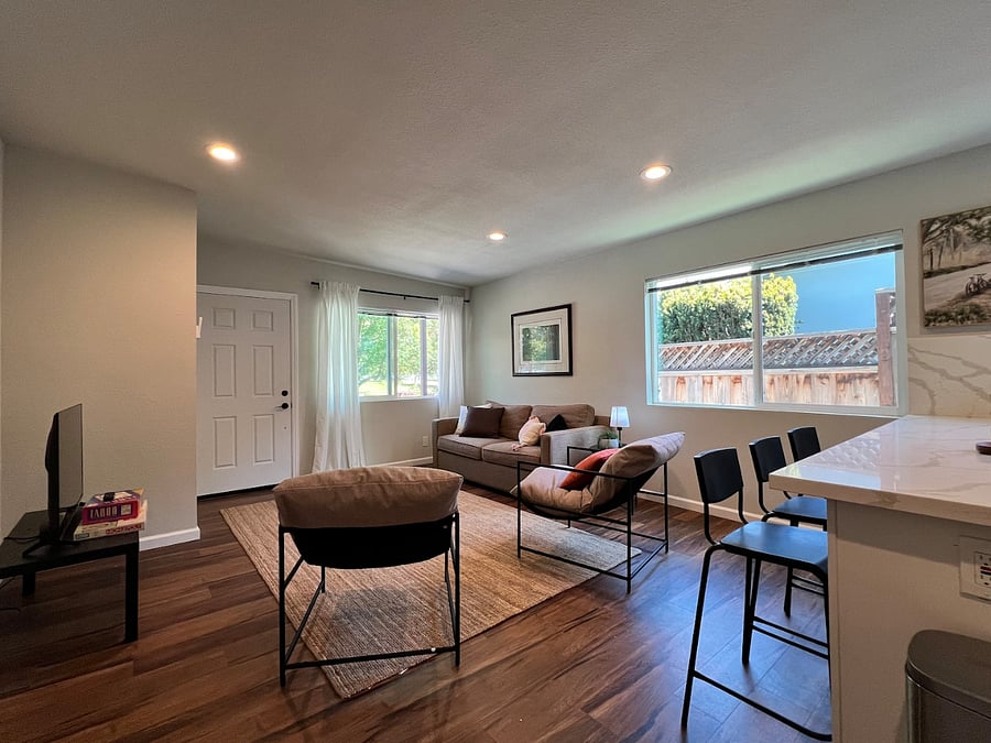 Furnished Finder property 1011180_1 photo 3