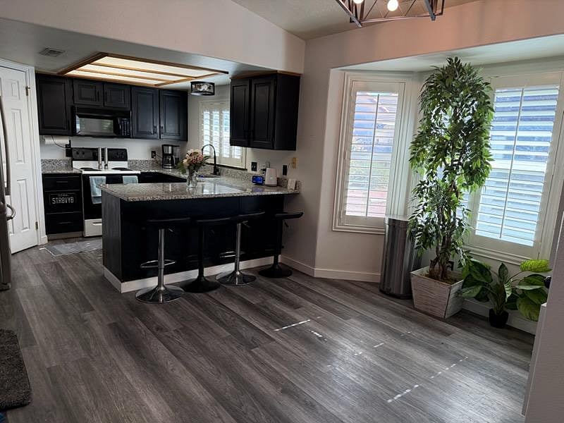 Furnished Finder property 1011211_2 photo 10