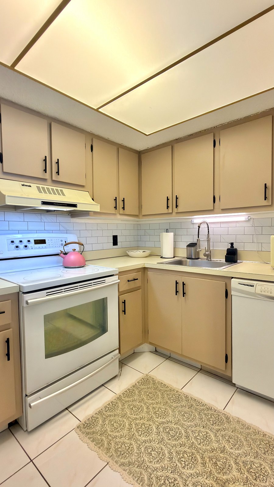 Furnished Finder property 1011248_1 photo 16