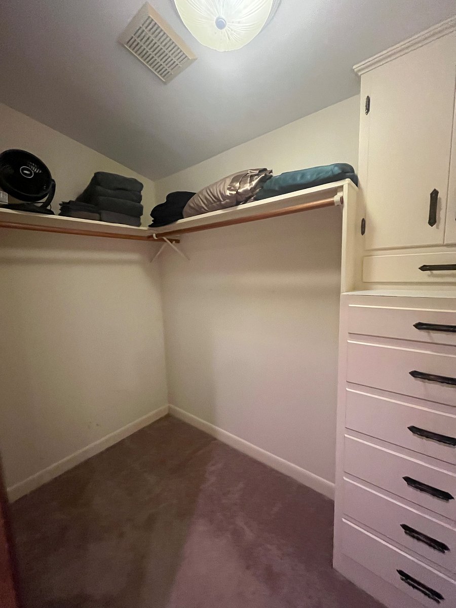 Closet 2
