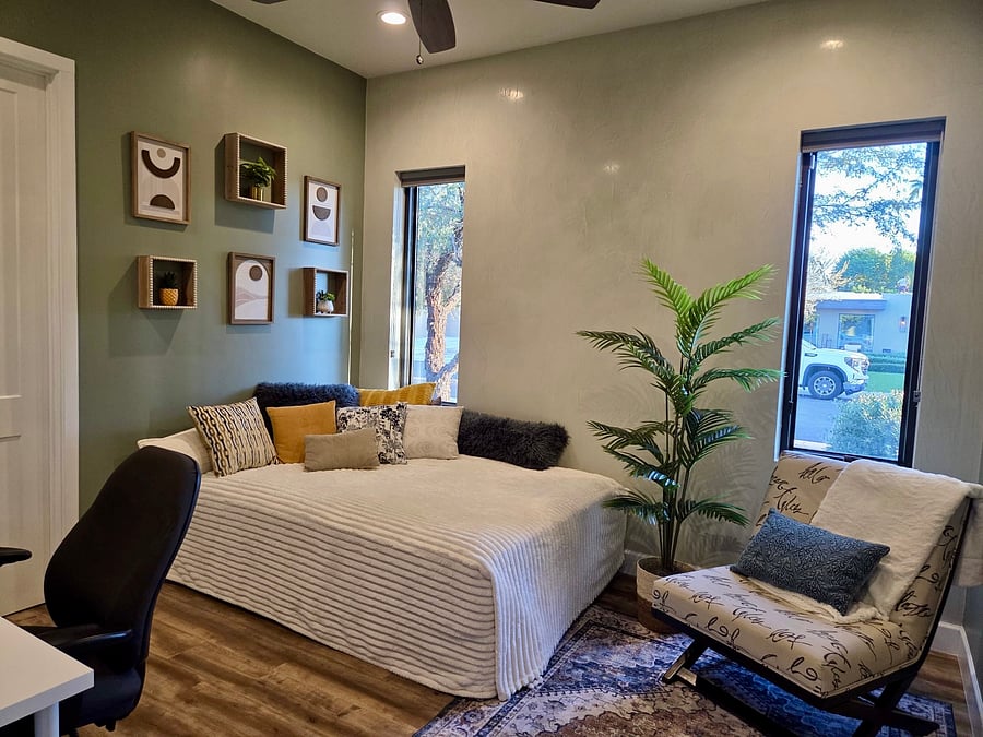Bedroom 3 (office)