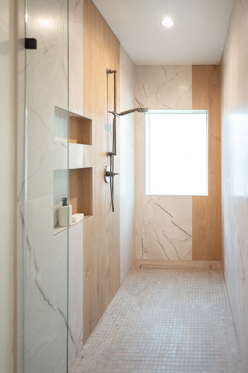 Master shower