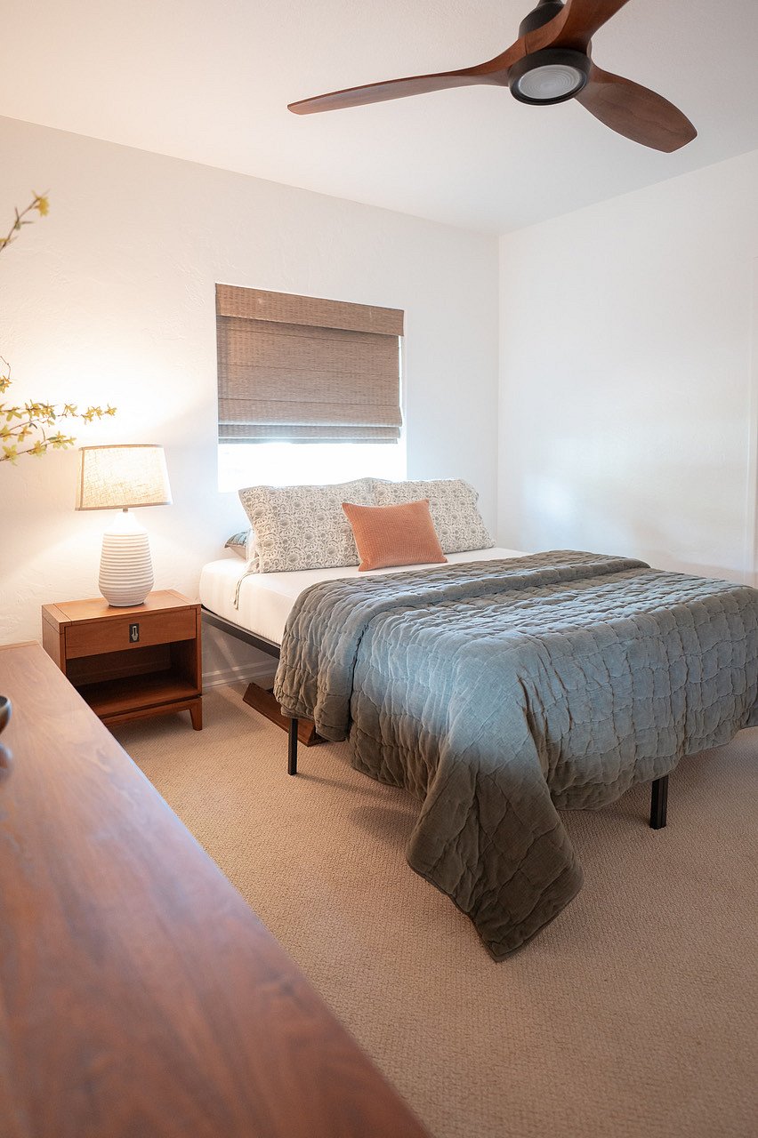Front west bedroom with queen bed.