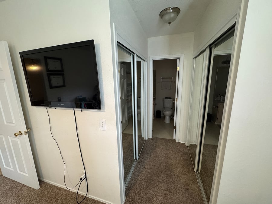 Furnished Finder property 1011302_1 photo 32