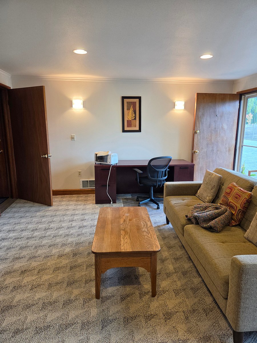 Furnished Finder property 1011331_1 photo 2