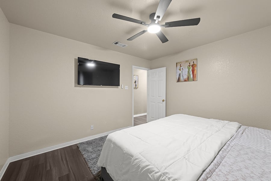 Furnished Finder property 1011336_1 photo 11