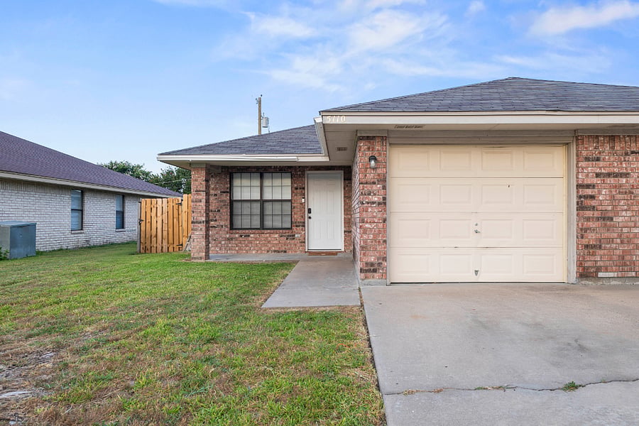 Furnished Finder property 1011336_1 photo 15