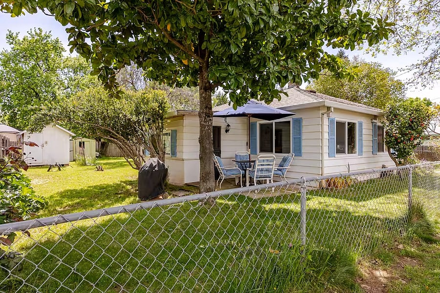 Furnished Finder property 1011339_1 photo 27