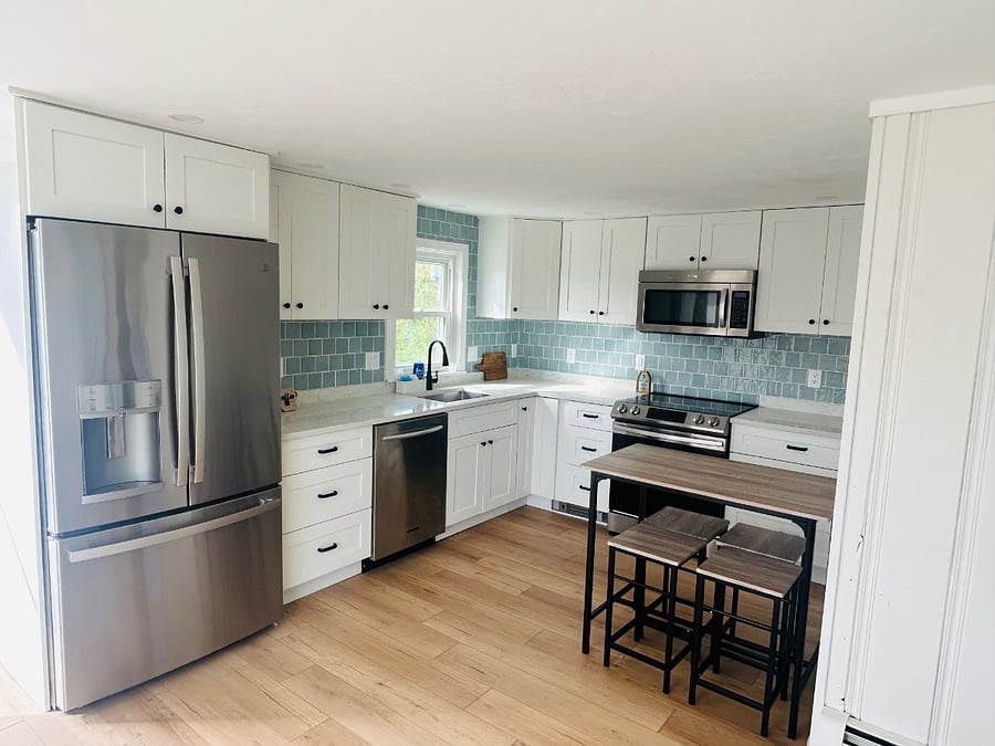 fully stocked kitchen