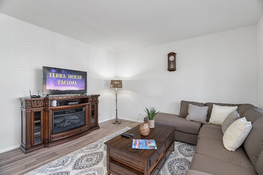 Furnished Finder property 1011368_1 photo 8