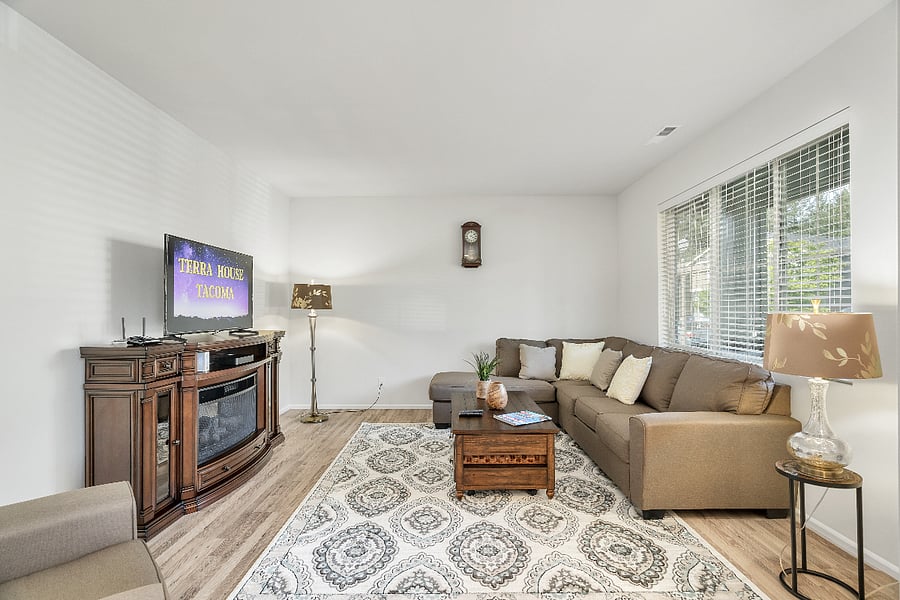 Furnished Finder property 1011368_1 photo 36