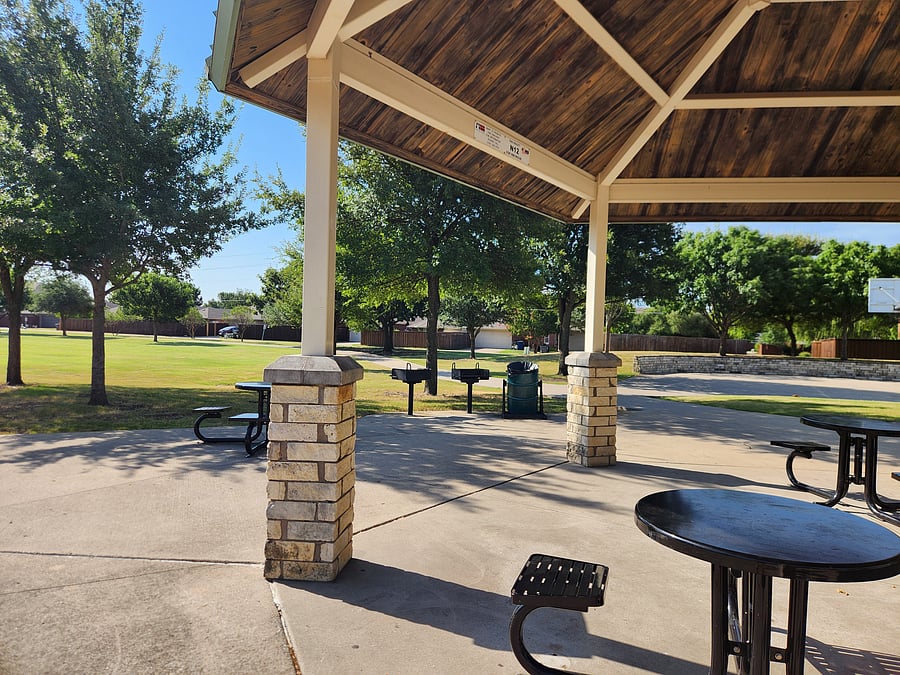 Story Park is within walking distance from the home. Great for kids and dog walking.