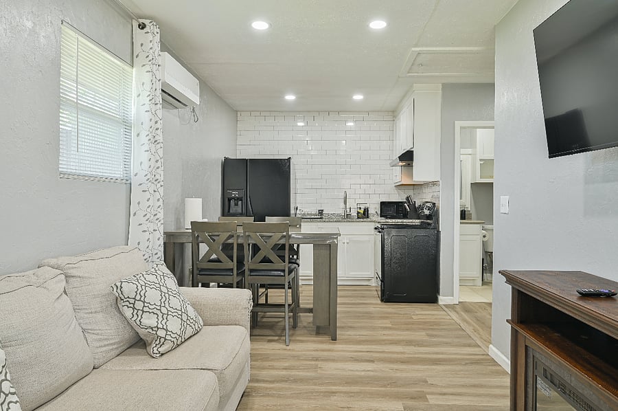 Furnished Finder property 1011413_1 photo 4