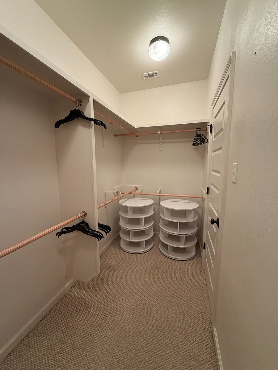 Furnished Finder property 1011436_1 photo 25